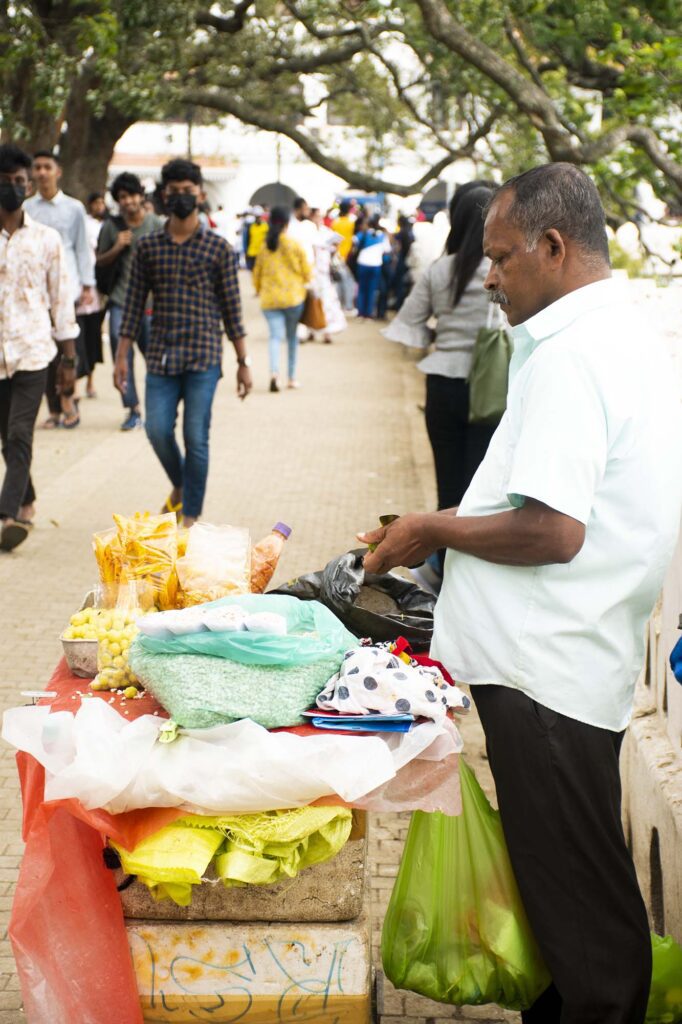 Kandy street fruit seller dalada maligawa street
